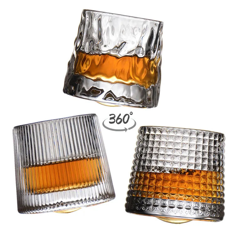 Gafas de whisky a la antigua vaso rocas barra de barra